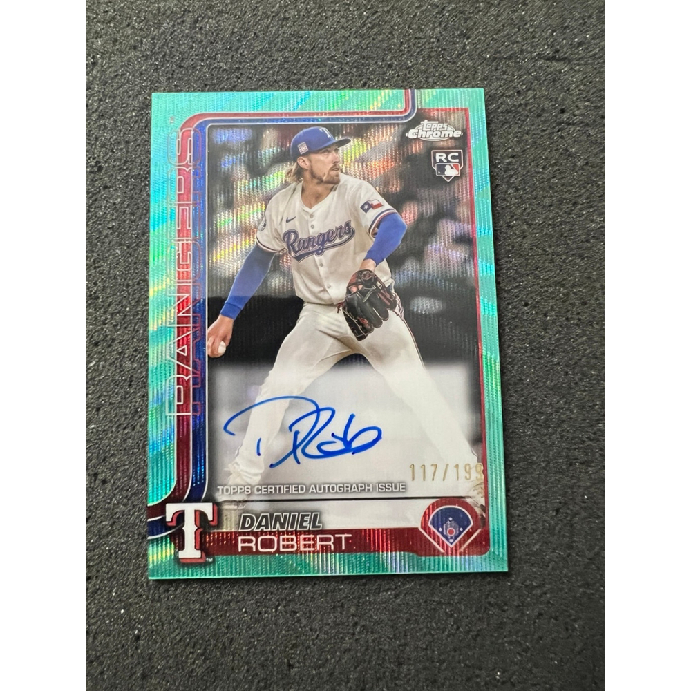 Daniel Robert - 2025 Topps Chrome - Green Wave Refractor Auto RC #117/199